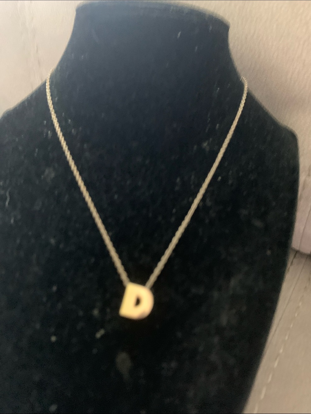 Vintage Avon Gold D Initial Necklace - Gold Tone